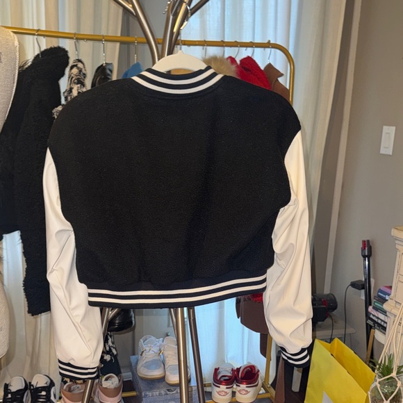 Love Tree Black & White Varsity Jacket B letterman snap closure bomber cropped S - Picture 12 of 12